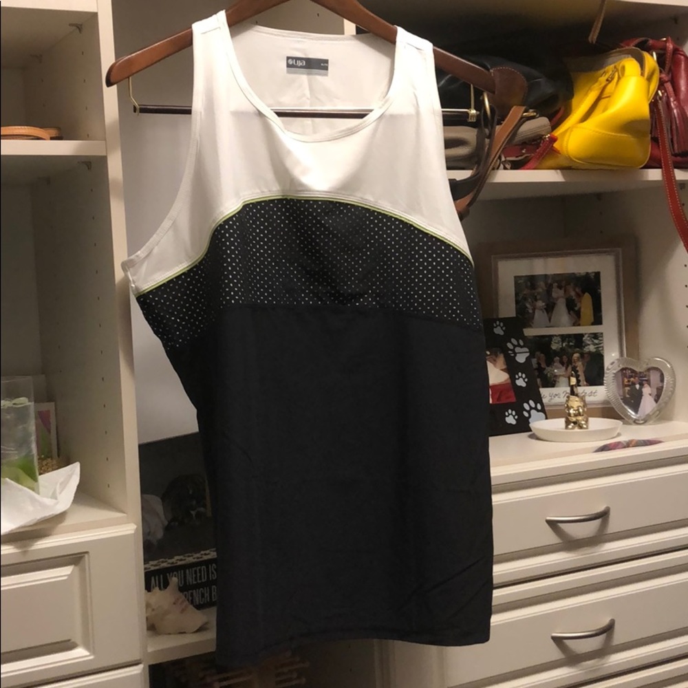 White and black womans golff tank top